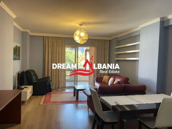 Tirane, jepet me qera apartament 2+1+Ballkon Kati 6, 140 m² 1.000 € (ne Rrugen e Durresit prane Ring Center)