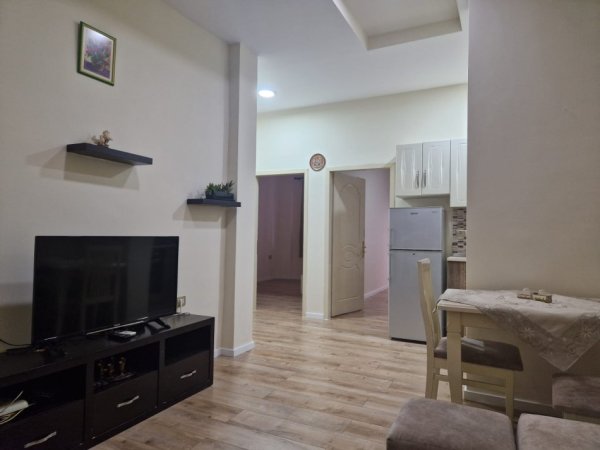 Tirane, jepet me qera apartament 2+1 Kati 0, 67 m² 600 € (Myslym Shyri,)