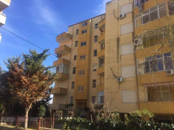 Durres, ofroj apartament ne plazh Kati 5, 74 m² 39.000 Euro (Mali i robit)