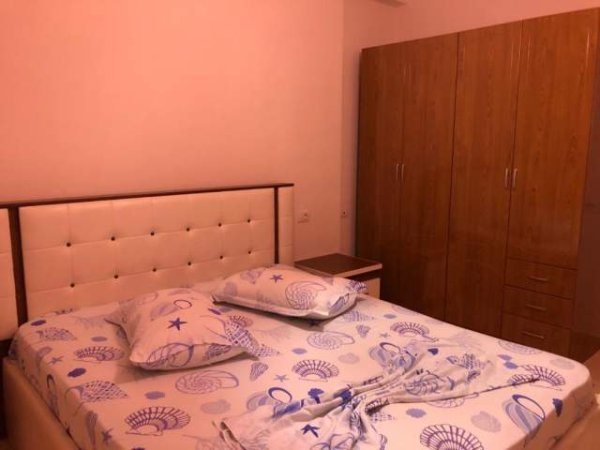 Vlore, jap me qera apartament 1+1+A+BLK  (Lungomare)