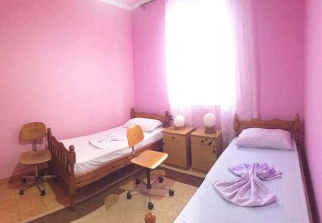 Tirane, jepet me qera apartament 100 m² 40.000 Leke