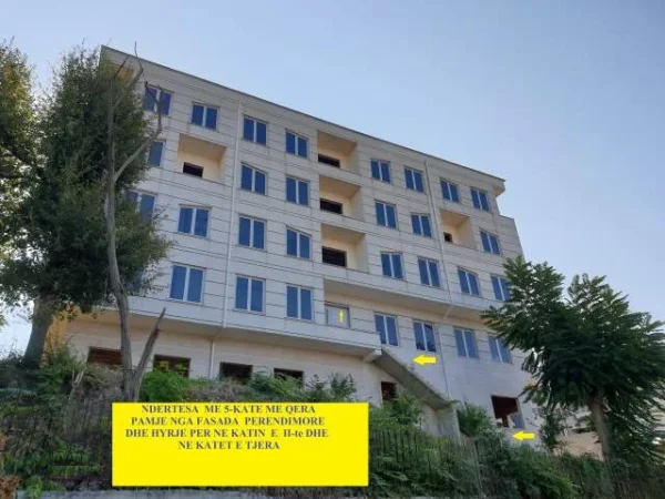 Tirane,Me Qera Ndërtes Biznesi, 5-Kate, idelale Call-Center, Zyra-Institucion, Konvikt-Hotel, sip.ndërtuar 2'200m², Qera 3'500€/muaj, ish-Kinostudio/mbrapa Komisariatit Policisë Rrugore/Magazinat Tranzit Postës Shqiptare, 200m nga stacioni fundit linjës Kombinat-Kinostudio, 3-km nga qendra Tiranes