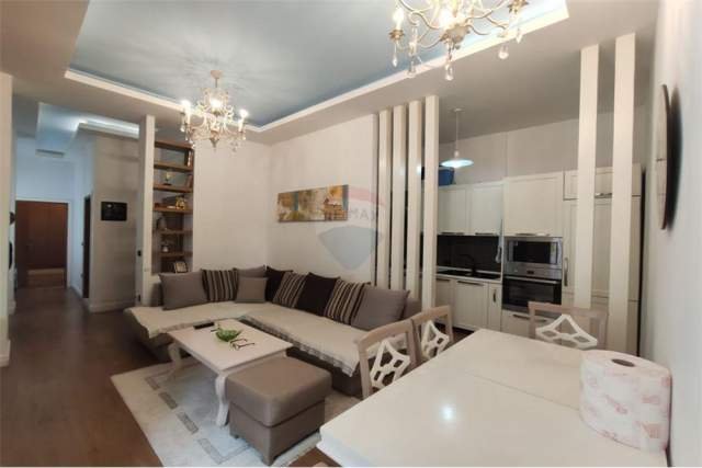 Tirane, shes apartament 2+1 Kati 2, 93 m² 131.000 Euro (Sali Butka)