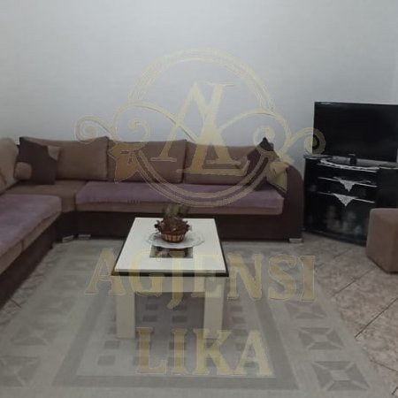 Durres, shes shtepi 212 m² 130.000 Euro (Shkallnur)