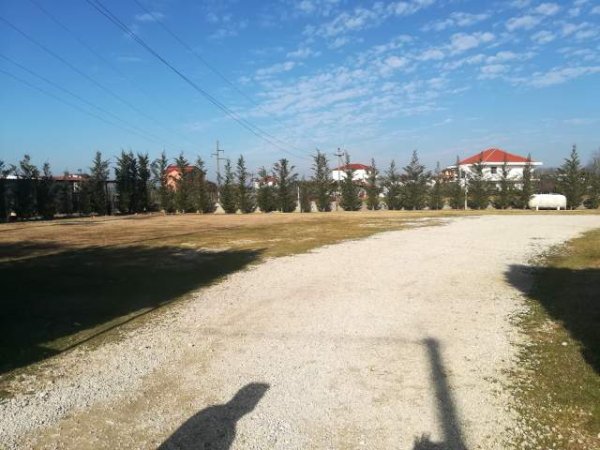 Tirane, shes toke 5.000 m² 180 Euro/m2 (Lunder)