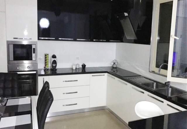 Elbasan, shitet shtepi 213 m² 90.000 Euro