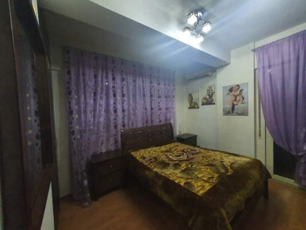 Tirane, jap me qera apartament 1+1+BLK Kati 5, 60 m² Komuna E Parisit