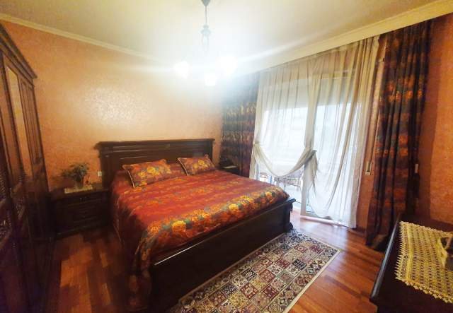 Tirane, jepet me qera apartament 120 m² 800 Euro