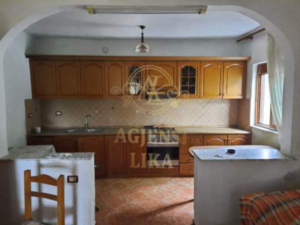 Kavaje, shes shtepi Kati 0, 130 m² 85.000 Euro (Kanaparaj Kavaje)