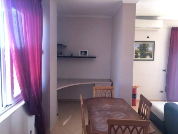 Tirane, shes apartament 2+1+BLK + post parkimi Kati 7, 110 m² 140.000 Euro (Rruga Gjon Buzuku)