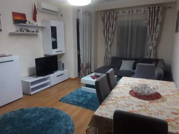 TIRANE: Jepet me Qera Apartament 2+1+A+BLK Kati 4, (Jordan Misja, perball Gener 2)