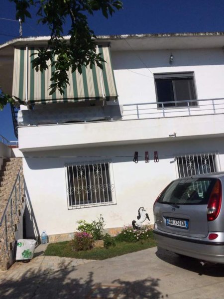 Durres, shes shtepi 2 Katshe Kati 2, 230 m²