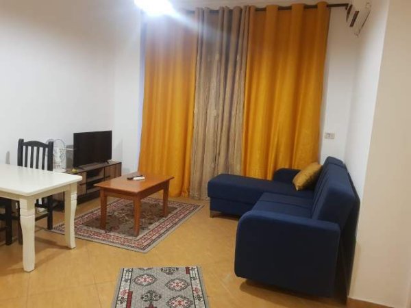 Apartament 1+1 me qira, Komuna e Parisit, Tirane✔️