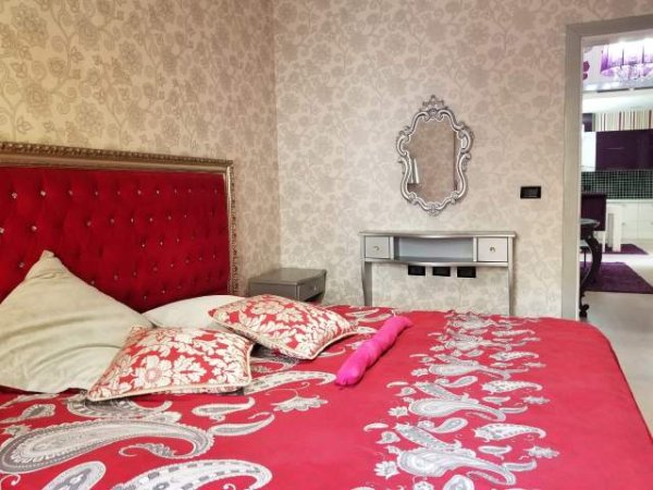 Tirane, jap me qera apartament 2+1+BLK Kati 1, 100 m² 600 Euro (Rruga Eduard Mano)