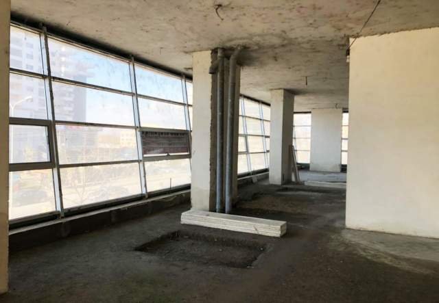Shkoder, shitet 1.100 m² 557.000 Euro (Shkoder)