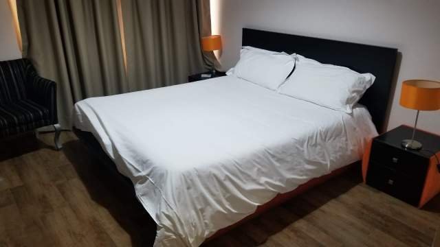 Tirane, shes hotel 4-kateshe, 365 m² (Bllok)