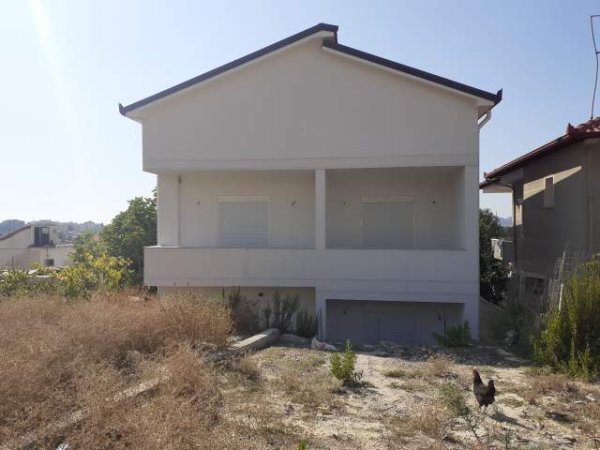 Durres, shitet Vile 3 Katshe Kati 1, 463 m² 250.000 Euro (Bajram Curri)