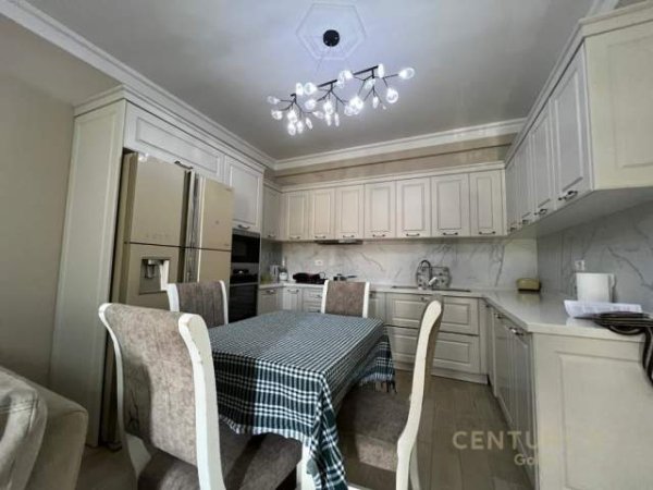 Tirane, shitet apartament 1+1+BLK Kati 1, 72 m² 95.000 Euro (Unaza e Re, Green City)
