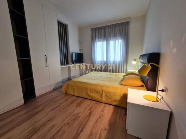 Tirane, jepet me qera apartament 2+1+A+BLK Kati 5, 118 m² 550 Euro (Brryli)