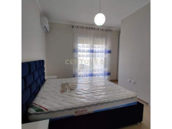Tirane, jepet me qera apartament 2+1+BLK Kati 3, 110 m² 570 Euro (kopshti Zologjik)