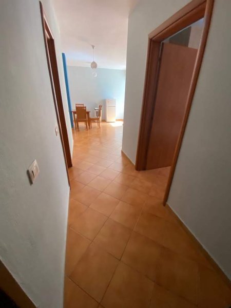 Tirane, jepet me qera apartament 1+1+BLK Kati 3, 65 m² 380 Euro