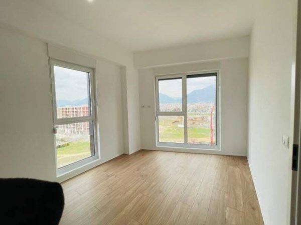 Tirane, jepet me qera Kati 9, 120 m² 400 Euro (Jordan Misja, Kompleksi Marga)