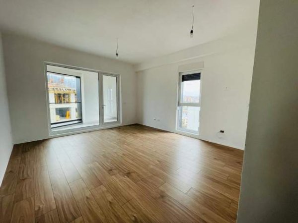 Tirane, jepet me qera Kati 9, 120 m² 400 Euro (Jordan Misja, Kompleksi Marga)