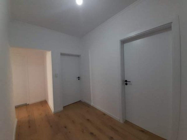 Tirane, shitet apartament 2+1 Kati 4, 77 m² 155.000 Euro (Sheshi Willson)