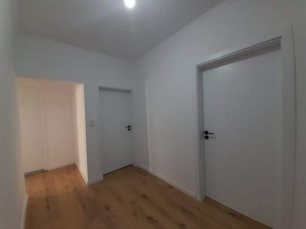 Tirane, shitet apartament 2+1 Kati 4, 77 m² 155.000 Euro (Sheshi Willson)