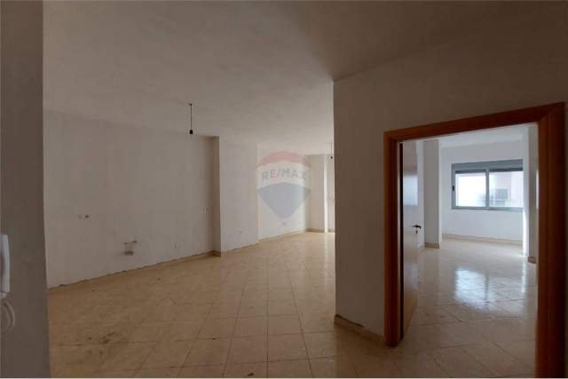 Vlore, shitet apartament 1+1+BLK Kati 2, 75 m² 52.000 Euro (Rruga Ate Kristo Negovani)