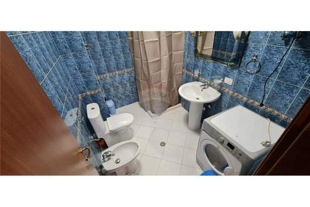Tirane, jepet me qera apartament 2+1+A+BLK Kati 6, 115 m² 450 Euro (Skender Luarasi)