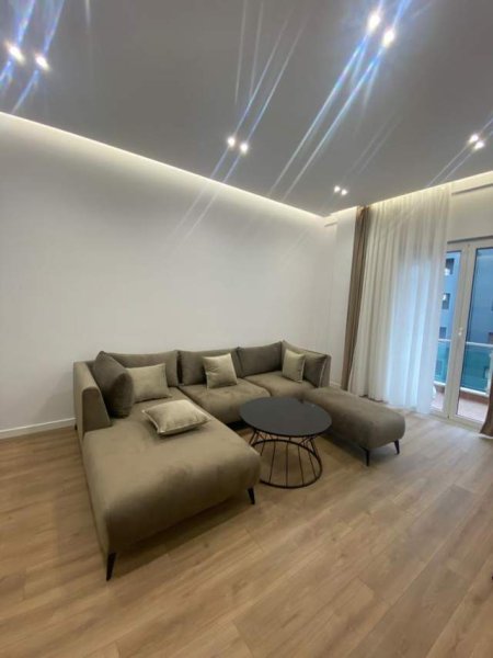 Tirane, jepet me qera apartament 1+1+BLK Kati 7, 62 m² 450 Euro (Teodor Keko)