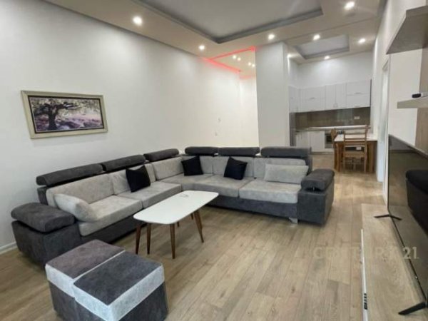 Tirane, jepet me qera apartament 2+1+BLK Kati 2, 150 m² 550 Euro (Rruga Peti, Liqeni i Thate)