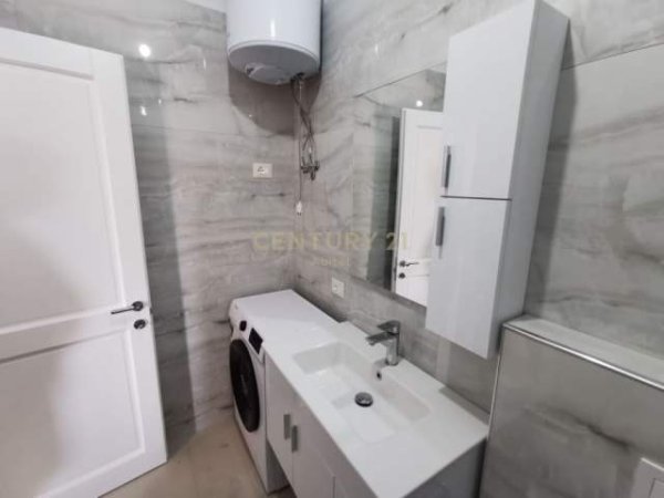 Tirane, jepet me qera apartament 2+1 Kati 9, 96 m² 450  (Astir)
