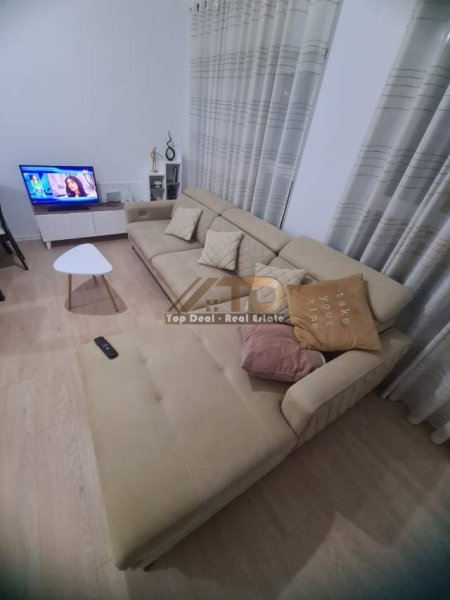 Tirane, jepet me qera apartament 2+1+BLK Kati 6, 100 m² 400 Euro