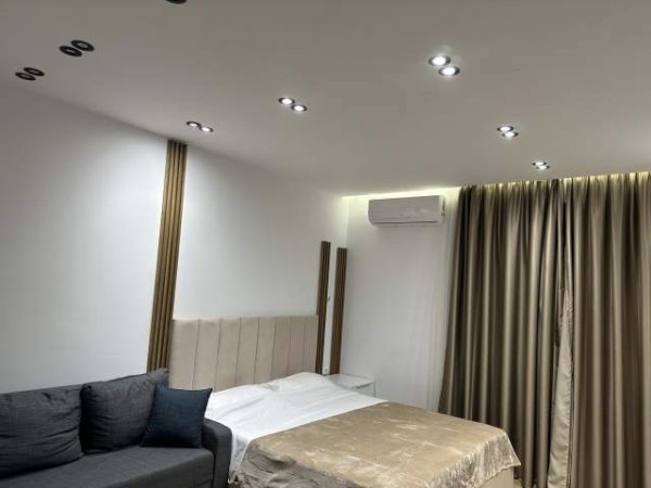 Tirane, jepet me qera apartament Kati 3, 38 m² 50 Euro (Kajo Karafili)