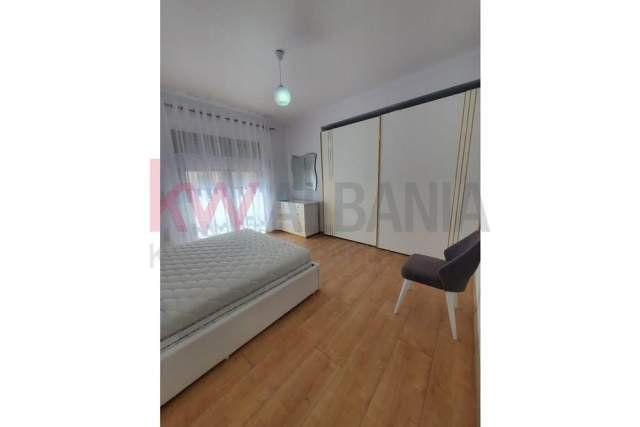 Tirane, jepet me qera apartament 1+1+BLK Kati 6, 95 m² 800 Euro (Kompleksi Delijorgji)