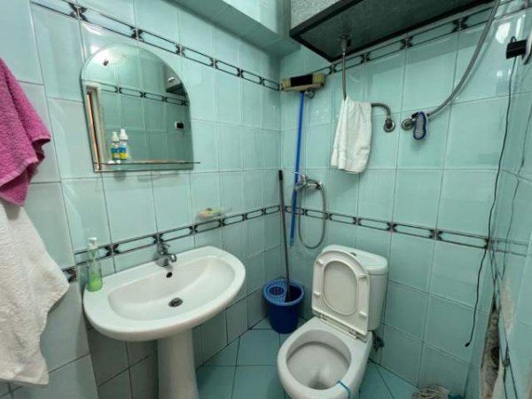 Tirane, shitet zyre Kati 0, 30 m² 50.000 Euro (Drejtoria e Policise)