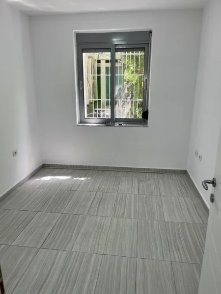 Tirane, shitet apartament 1+1+Aneks+Ballkon Kati 1, 55 m² 120.000 € (asim vokshi)
