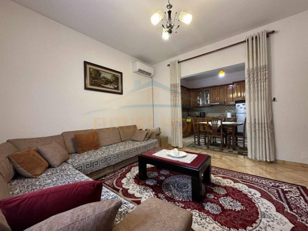 Tirane, shitet shtepi 2 Katshe Kati 1, 245 m² 500.000 € 