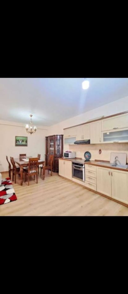 Tirane, jepet me qera apartament 2+1+Ballkon Kati 6, 94 m² 670 € (Rruga Kavajës, Pranë Globe)