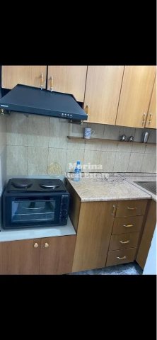 Tirane, jepet me qera apartament 1+1 Kati 2, 44 m² 350 € (Rruga Bardhyl)