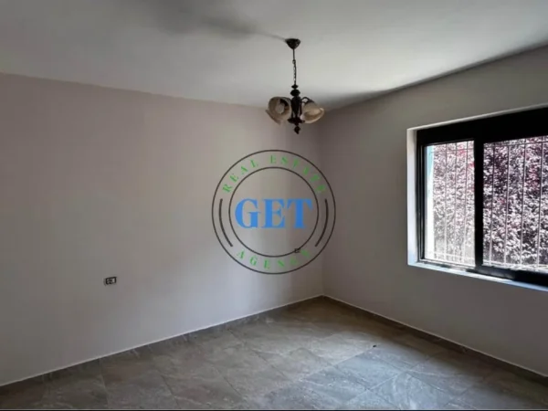 Shqiperi, shes apartament 1+1 Kati 2, 60 m² 67.000 € 