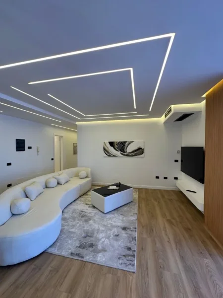 Tirane, shitet apartament 2+1+Aneks+Ballkon Kati 3, 110 m² 348.000 € (blloku)