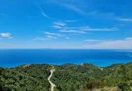 Sarande, shitet toke ne bregdet , 670 m² 234.500 € (Lukove, Sarande)