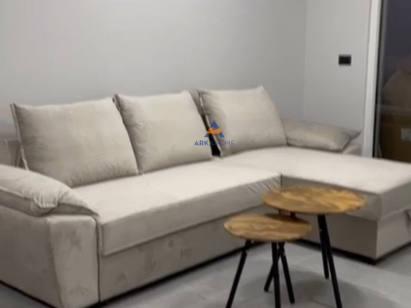 Tirane, jepet me qera apartament 1+1+Ballkon Kati 0, 74 m² 459 € (TE SHKOLLA E BASHKUAR)