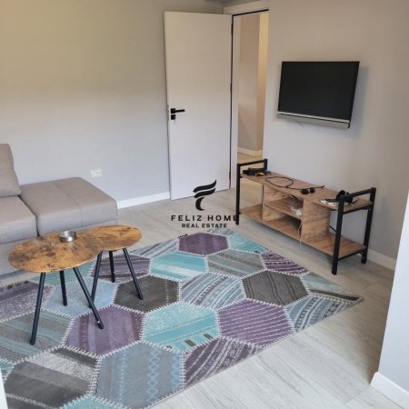 Tirane, jepet me qera apartament 1+1+Ballkon Kati 3, 60 m² 390 € (ALLIAS)