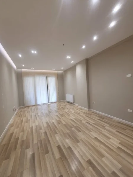 Tirane, shitet apartament 2+1+Aneks+Ballkon Kati 5, 110 m² 286.000 € (Kompleksi Square 21)