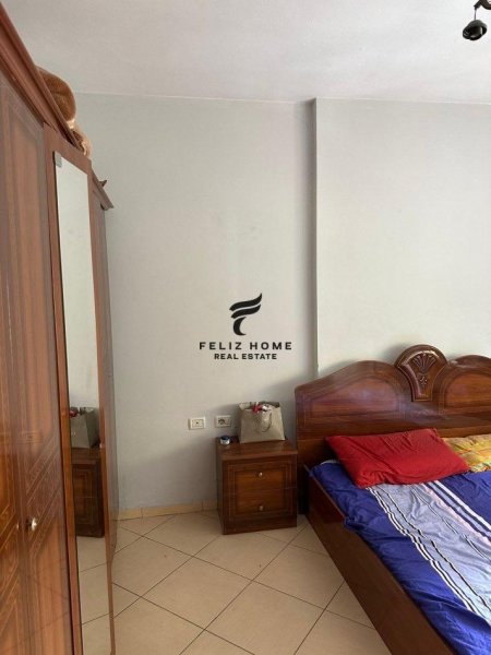 Tirane, jepet me qera apartament 2+1 Kati 2, 95 m² 650 € (SELVIA)