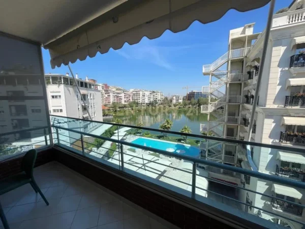 Tirane, jepet me qera apartament 3+1+Ballkon Kati 4, 130 m² 1.200 € (atlantic117916)